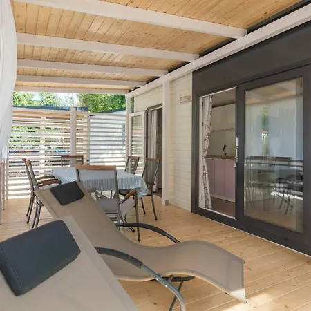 Village de vacances Mendula I - Mobile Biograd Na Moru