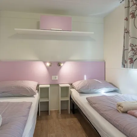 Mendula I - Mobile Biograd Na Moru