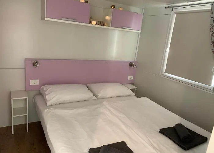 Mendula I - Mobile 4* Biograd na Moru