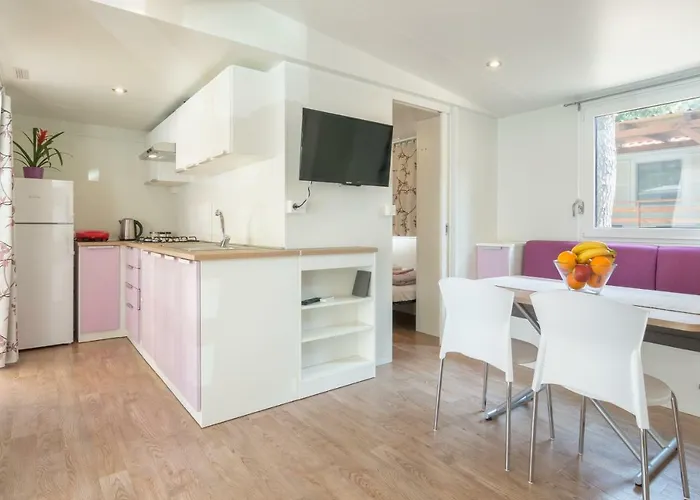 Mendula I - Mobile Πάρκο διακοπών 4*