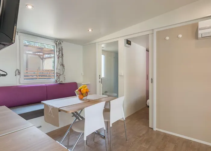 Vakantiepark Mendula I - Mobile 4*